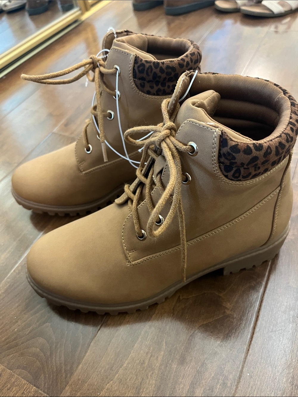 Kids Tan Lace-Up Boots with Leopard Collar